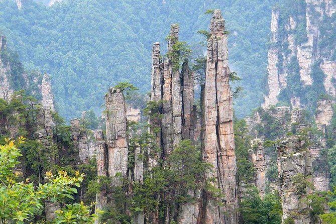 Private 4-Day Zhangjiajie Package Tour Including Lunch - A Closer Look at the 4-Day Zhangjiajie Adventure