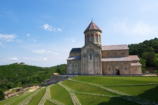 PRIVATE - 4 DAYS IN GEORGIA (Tbilisi, Kazbegi, Kakheti, Mtskheta) - Authenticity and Insider Tips