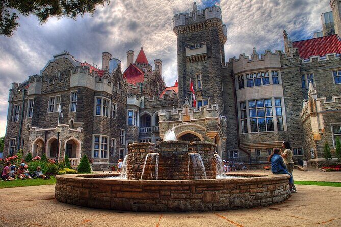 Private 4-hour City Tour of Toronto with driver and guide - Hotel pick up - Thorough Breakdown of the Itinerary