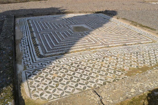 Private 4-hour Tour of Italica from Seville with pick up - Exploring the Itinerary in Detail