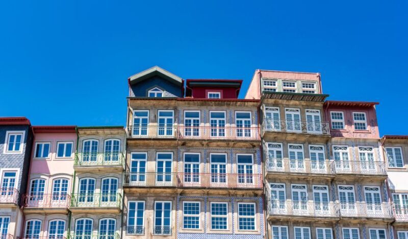 Private 4 hours tour of the "Main Monuments" in Oporto - A Detailed Look at the Porto Main Monuments Tour