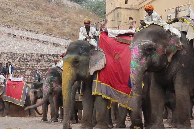 Private 4 Nights 5 Days Golden Triangle Tour (DELHI-AGRA-JAIPUR-DELHI) - FAQs