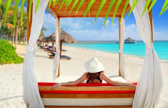 Private 50FT Yacht Rental in Cancún P8 - Experience a Private Yacht in Cancun: What You Need to Know