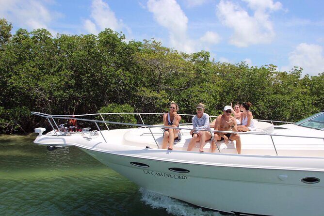 Private 50FT Yacht Rental in Cancún P8 - Practical Tips for Booking