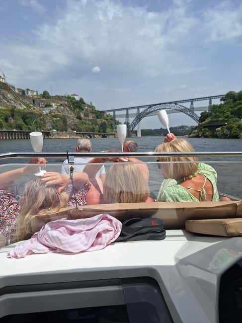 Private 6 Bridges Cruise in Porto with Optional Sunset - FAQ