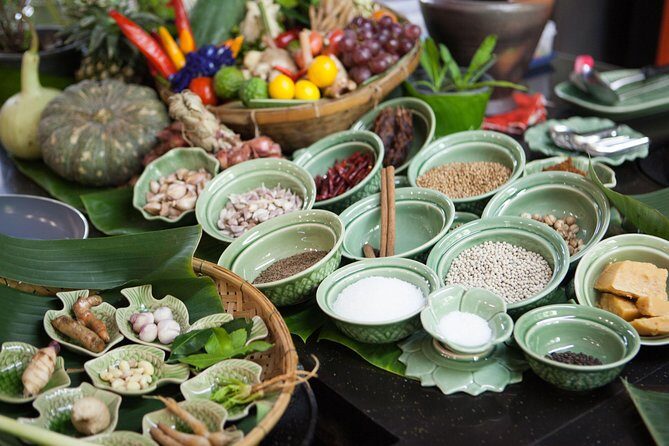 Private 6-Hour Thai Cooking Class with Boat Ride and Market Tour - Key Points