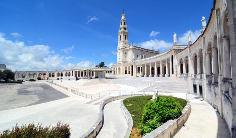 Private 6-hour tour of Fatima from Porto with Hotel pick up - Key Points