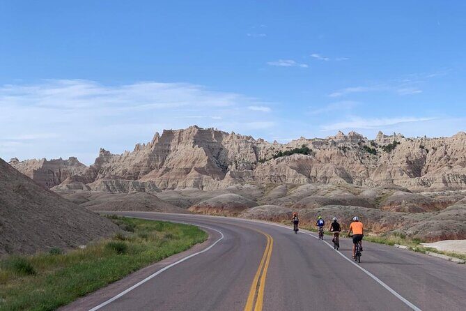 Private 6 Hours Badlands National Park E-Bike Activity - In-Depth Look at the Badlands E-Bike Tour