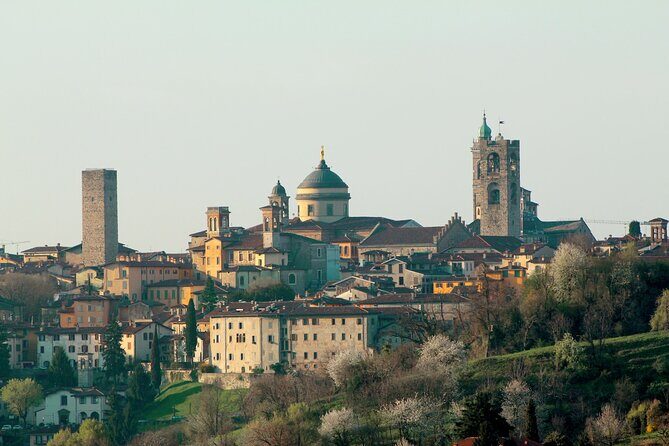 Private 6 hours guided Tour to Bergamo from Milan - Key Points