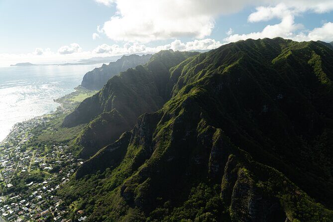 Private 60 Minutes Helicopter Tour in Honolulu - What Sets This Tour Apart