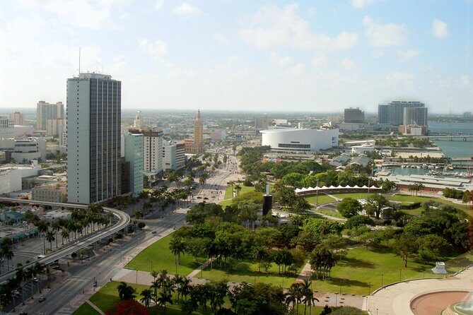 Private 8-hour City Tour of Miami with private driver/guide with hotel pick up - FAQ