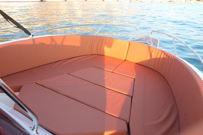 Private 8h Boat Tour Elaphite Islands with Barracuda 545 - FAQ