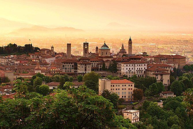 Private 8h Tour to winery in Franciacorta and Bergamo from Milan - Key Points