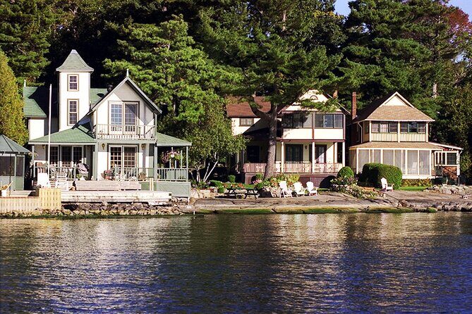 Private 90 Minute 1000 Islands Cruise For Up to 50 People - FAQ