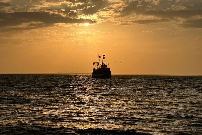 Private 90 Minute Tiki Boat Tour on Fort Myers Beach - FAQ