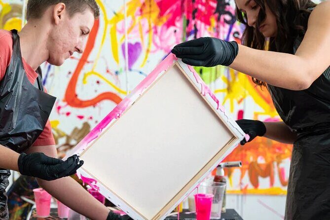 Private Acrylic Painting Class in Chicago - Private Acrylic Painting Class in Chicago: A Colorful Twist on Art