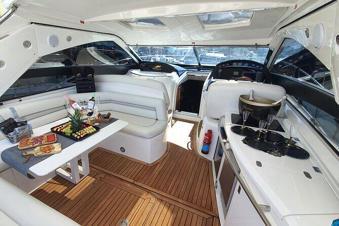 Private Afternoon Yacht Cruise from Albufeira Marina - FAQs