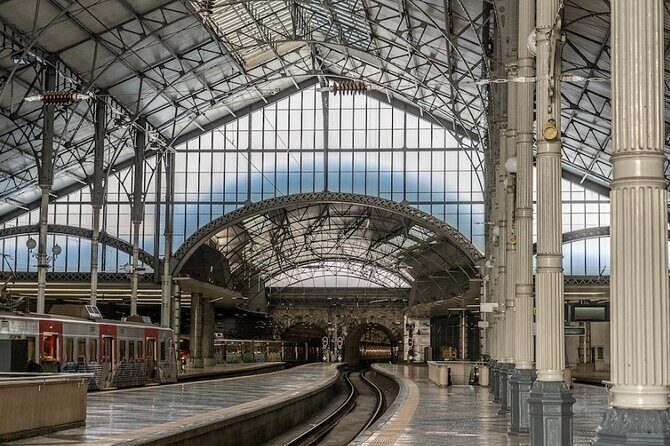 Private Airport Transfer between Paris and Parisian Airports - The Value for Money