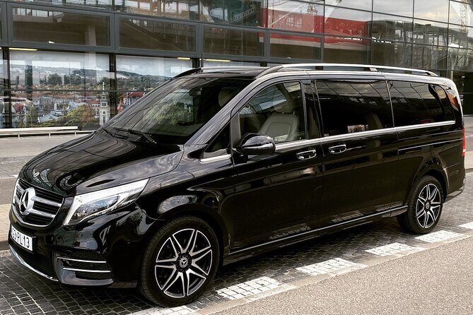 Private Airport Transfer: From Gdansk Airport to Gdynia (PAX 7) - The Booking Process and What to Expect