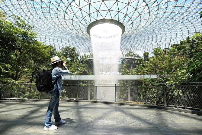 Private Airport Transfer in Singapore - Who Should Book This Service?