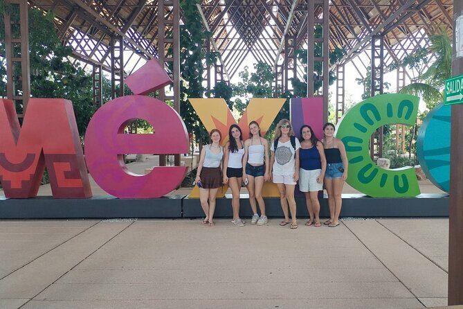 Private Airport Transfers Cancun : to Cancun Hotel Zone - What to Expect on Arrival and During Your Transfer