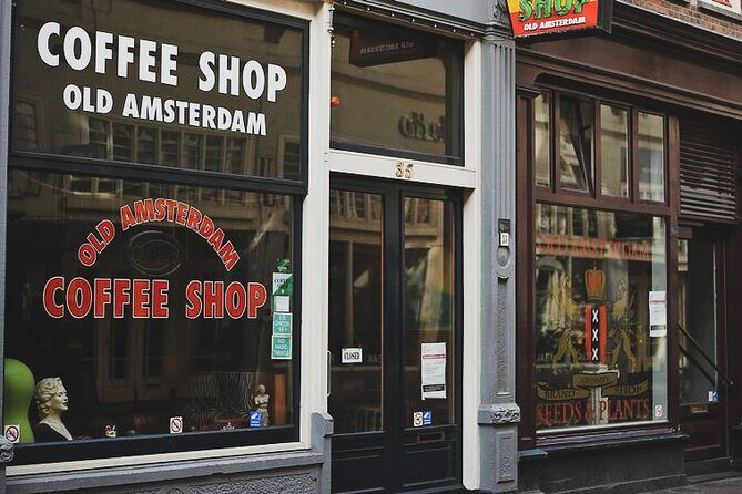 Private Amsterdam Red Light District and Coffee Shop Tour with Expert Guide - An In-Depth Look at the Tour Experience