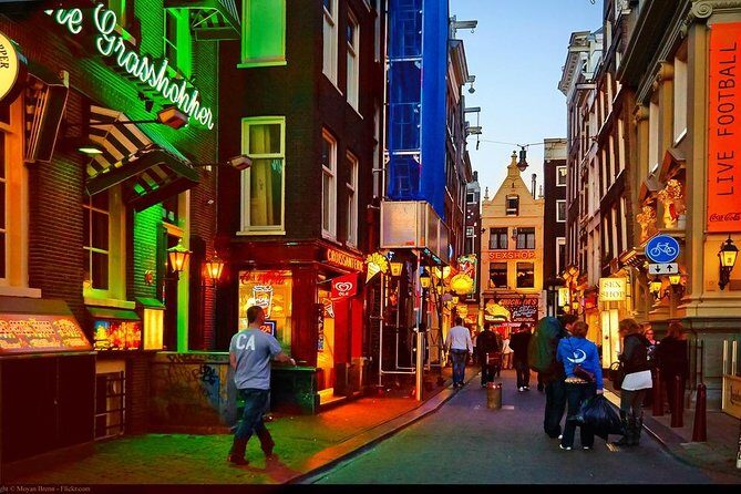 Private Amsterdam Red Light District and Food Tour - The Itinerary in Detail