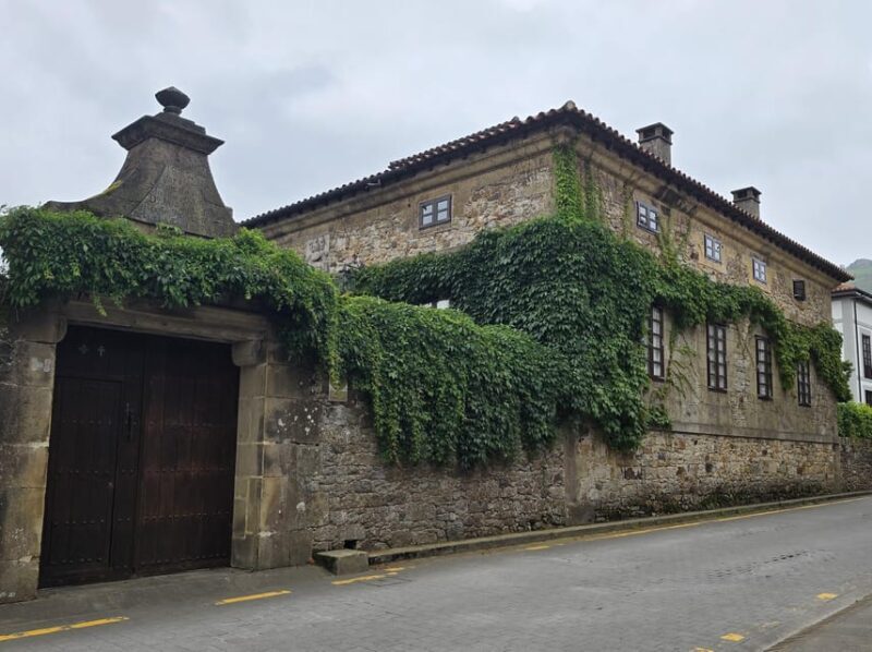 Private and exclusive visit to Liérganes: the legend of the Fish Man. - What We Love About This Tour