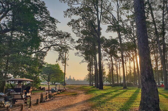 Private Angkor Sunrise & Major Temples Tour by English Speaking SUV Car Driver - Exploring the Private Angkor Sunrise & Major Temples Tour by SUV Driver
