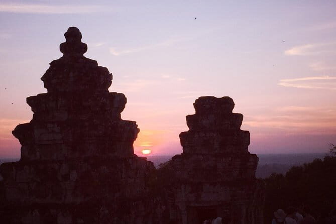 Private Angkor Wat Sunset Small tour - Key Points