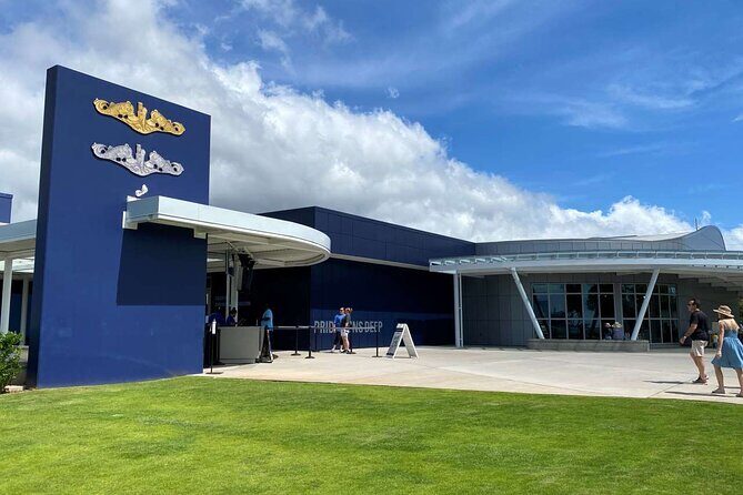 Private Arizona Memorial Bowfin Submarine and Honolulu City Tour - An In-Depth Review of the Tour Experience