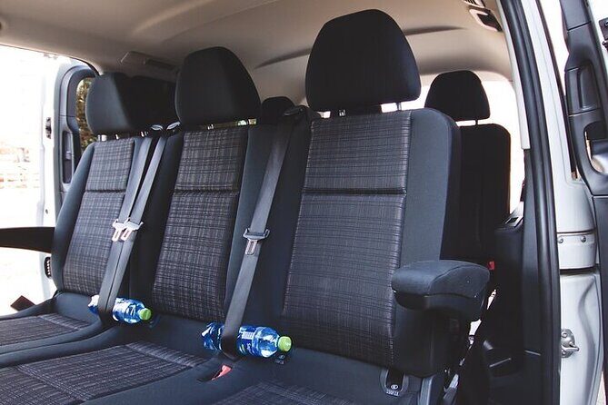 Private ARRIVAL Transfer by MINIVAN Mercedes Vito 8+1pax - The Experience in Detail