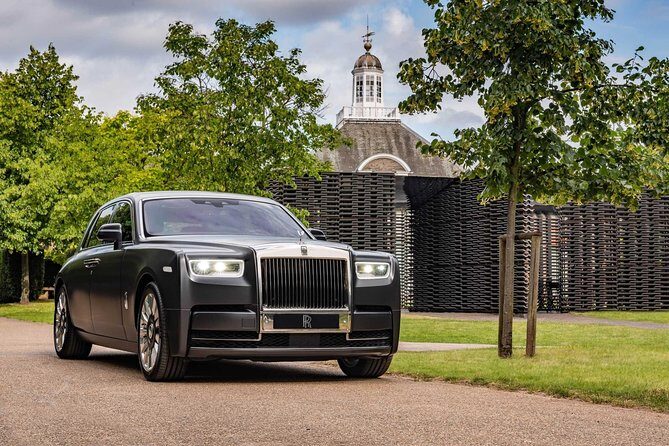 Private Arrival Transfer in a Luxury Rolls Royce from Heathrow Airport to Central London - The Sum Up