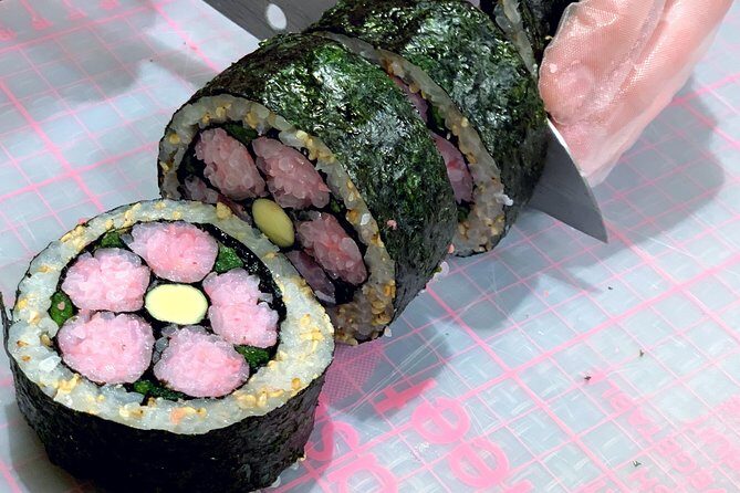 Private Art Sushi Roll Class in Kyoto - An Artistic Take on Sushi in Kyoto: Private Art Sushi Roll Class