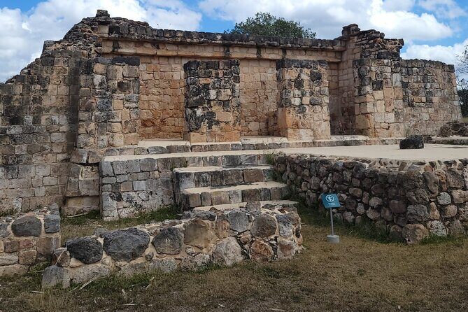 Private Artisans Tour to Piramides Oxkintok and Cenote San Ignacio - FAQs