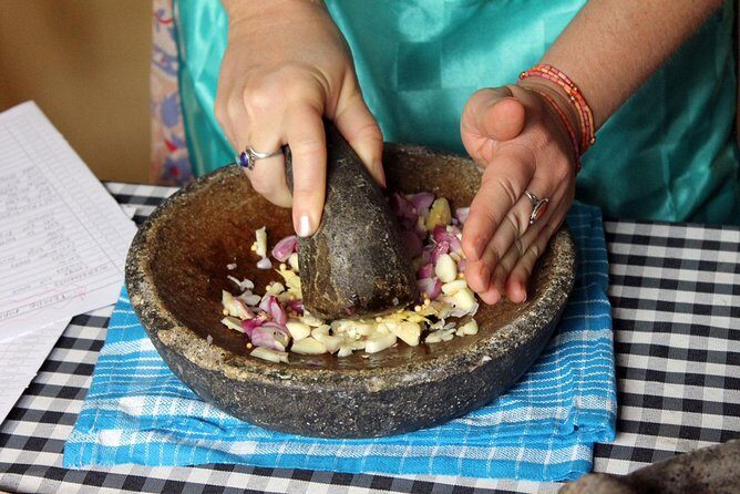 PRIVATE Authentic Balinese Cooking Class in Ubud at Putu's Home - The Cooking Experience: Hands-On and Heartfelt