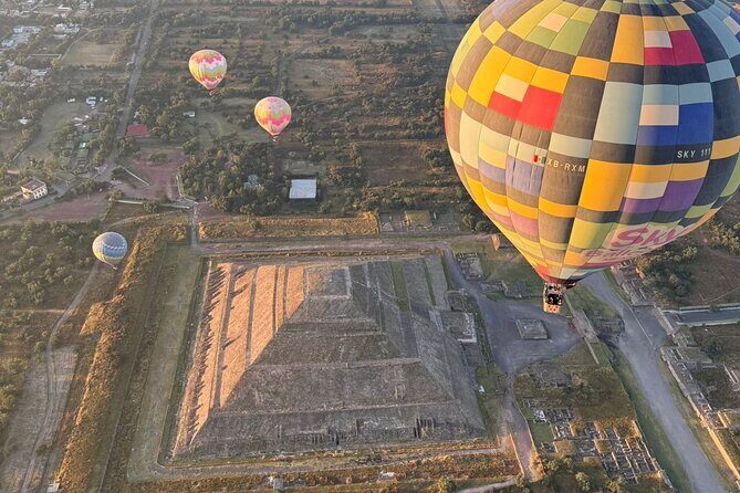 Private Balloon Flight over Teotihuacan plus Breakfast and Entry - Key Points