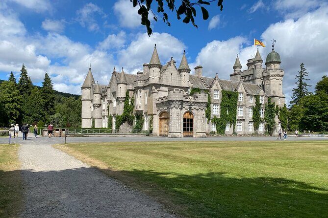 Private Balmoral Glamis Dunnottar Castles Tour from Aberdeen - Practicalities and What to Expect