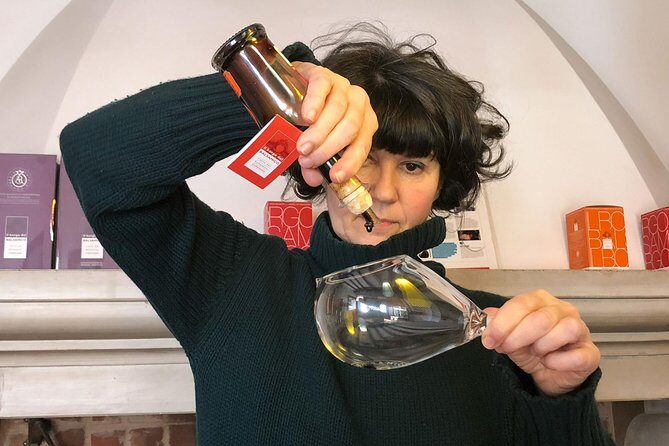 Private Balsamic Vinegar Tour and Tasting in Emilia-Romagna - The Tasting Experience
