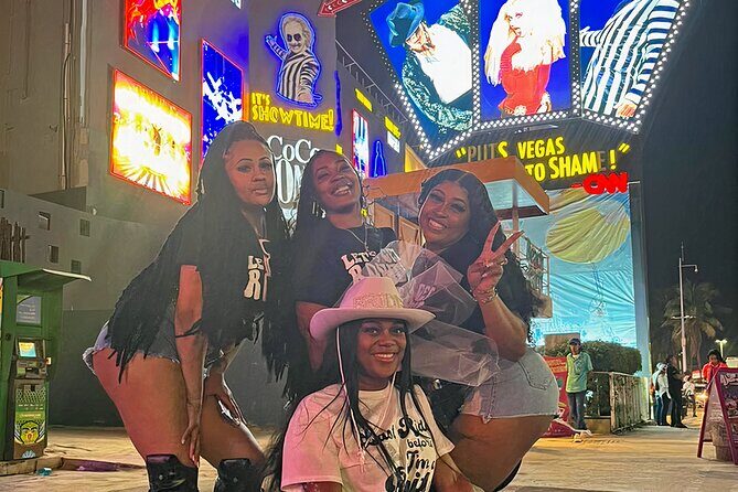 Private Bar and Clubs Tour in Cancun: Discover the Nightlife - Key Points