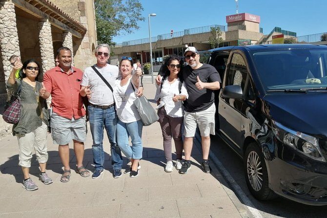 Private Barcelona and Sagrada Familia Tour with Hotel Pick-up - FAQ