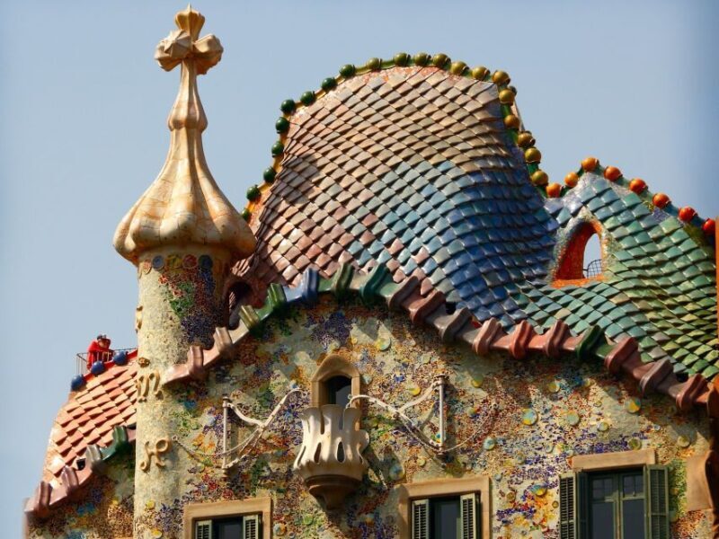 Private Barcelona Modernism and Gaudí Walking Tour - Why Choose This Tour?