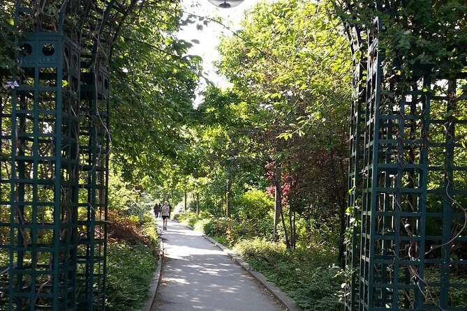 Private Bastille and Aligre market walking tour with the highline - Practical Tips for Making the Most of Your Tour