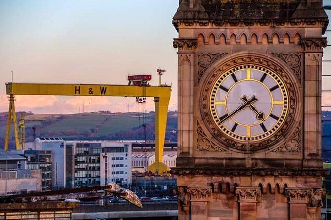 Private Belfast Explore Like a Local - Political and Cultural Landmarks