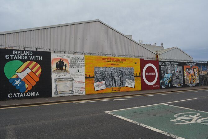 Private Belfast Taxi cab Tour - The Sum Up