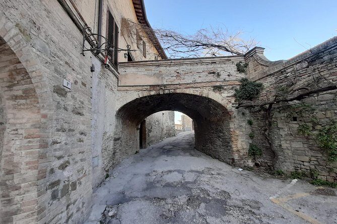 Private Bevagna Walking Tour with official guide - Practical Tips for Your Bevagna Tour