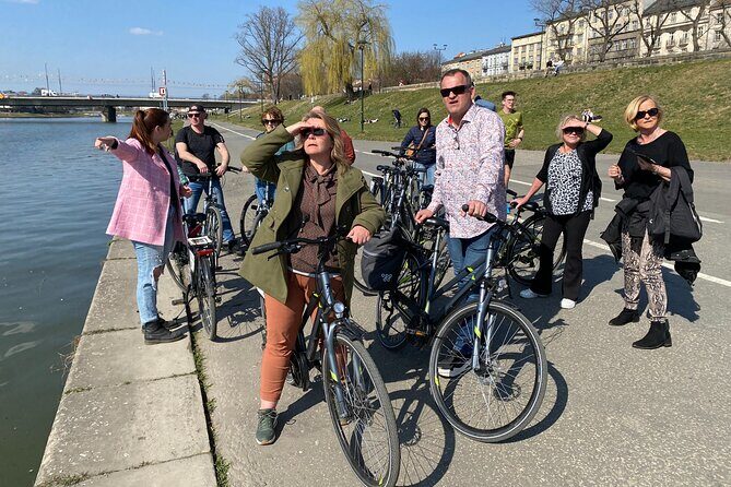 Private Bike Tour in Krakow - Key Points