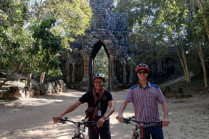 Private Bike Tour to Angkor Complex - Tour Logistics and Considerations