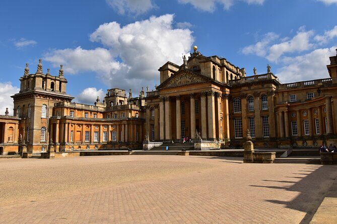 Private Blenheim Palace, the birthplace of Winston Churchill, Tour from London. - Key Points