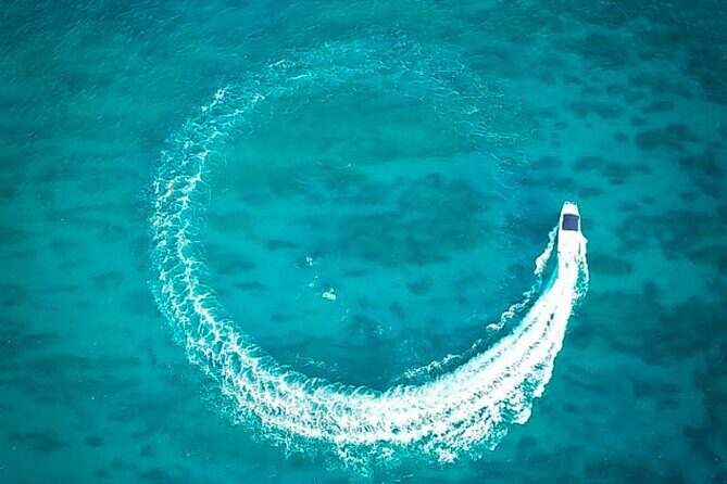 Private Boat and Fireworks Cruise in Waikiki - What the Experience Offers